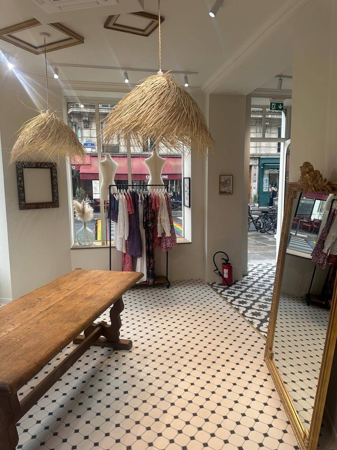 Boutique – sol carrelé